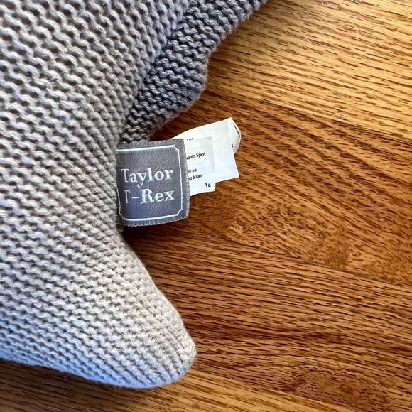 Living Textiles Plush Toy Taylor T-Rex Knitted Stuffed Animal Toy with Rattle EU - Picture 3 of 3